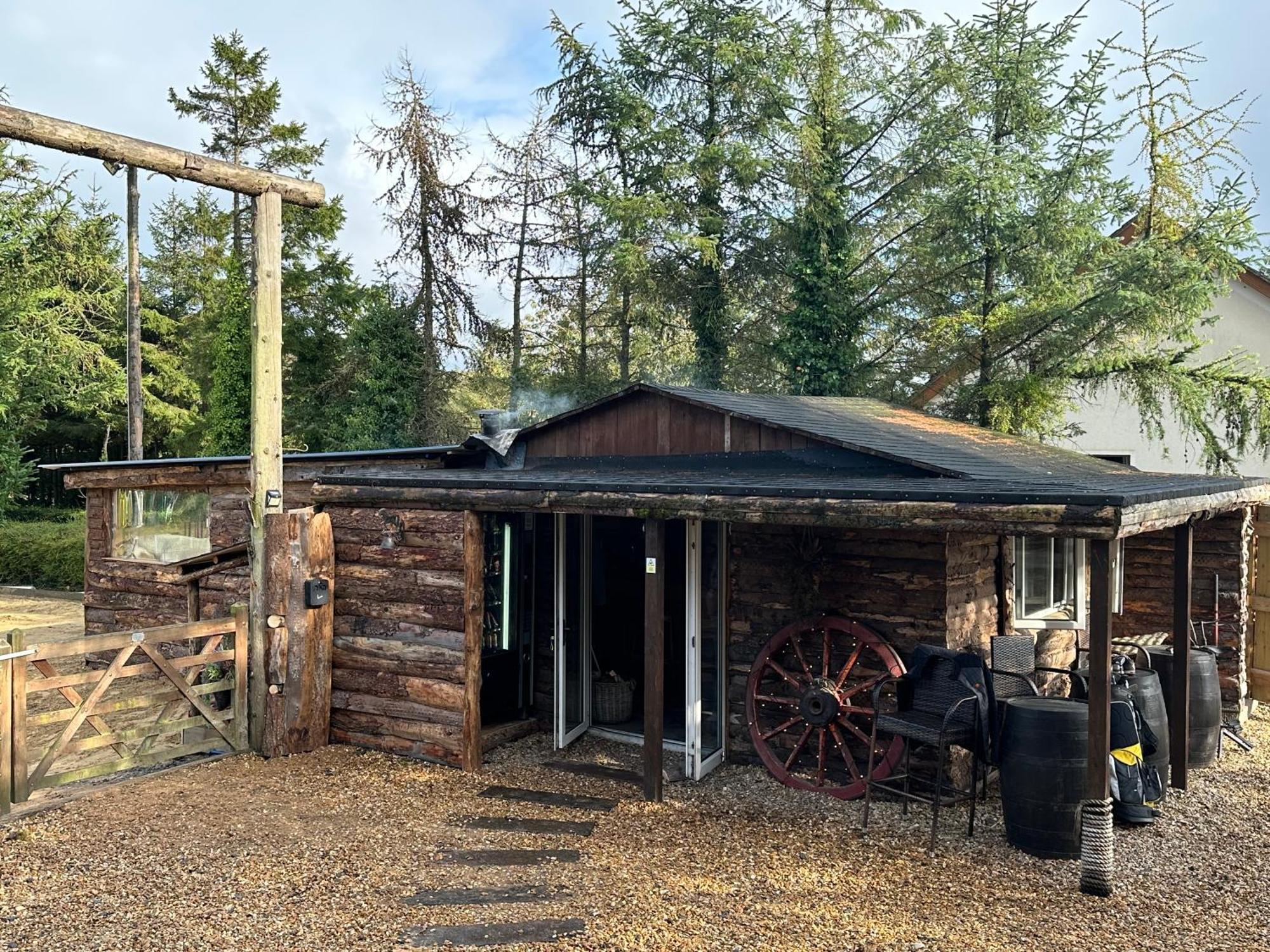 Greenvale Cabins Forkhill Buitenkant foto